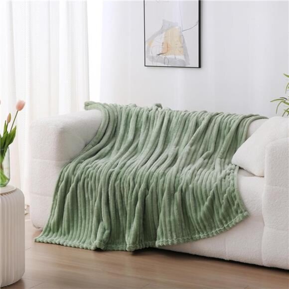 Sage Green Fleece Throw Blanket Cozy Soft Plush Microfiber Blanket Couch Sofa Be - Picture 2 of 7